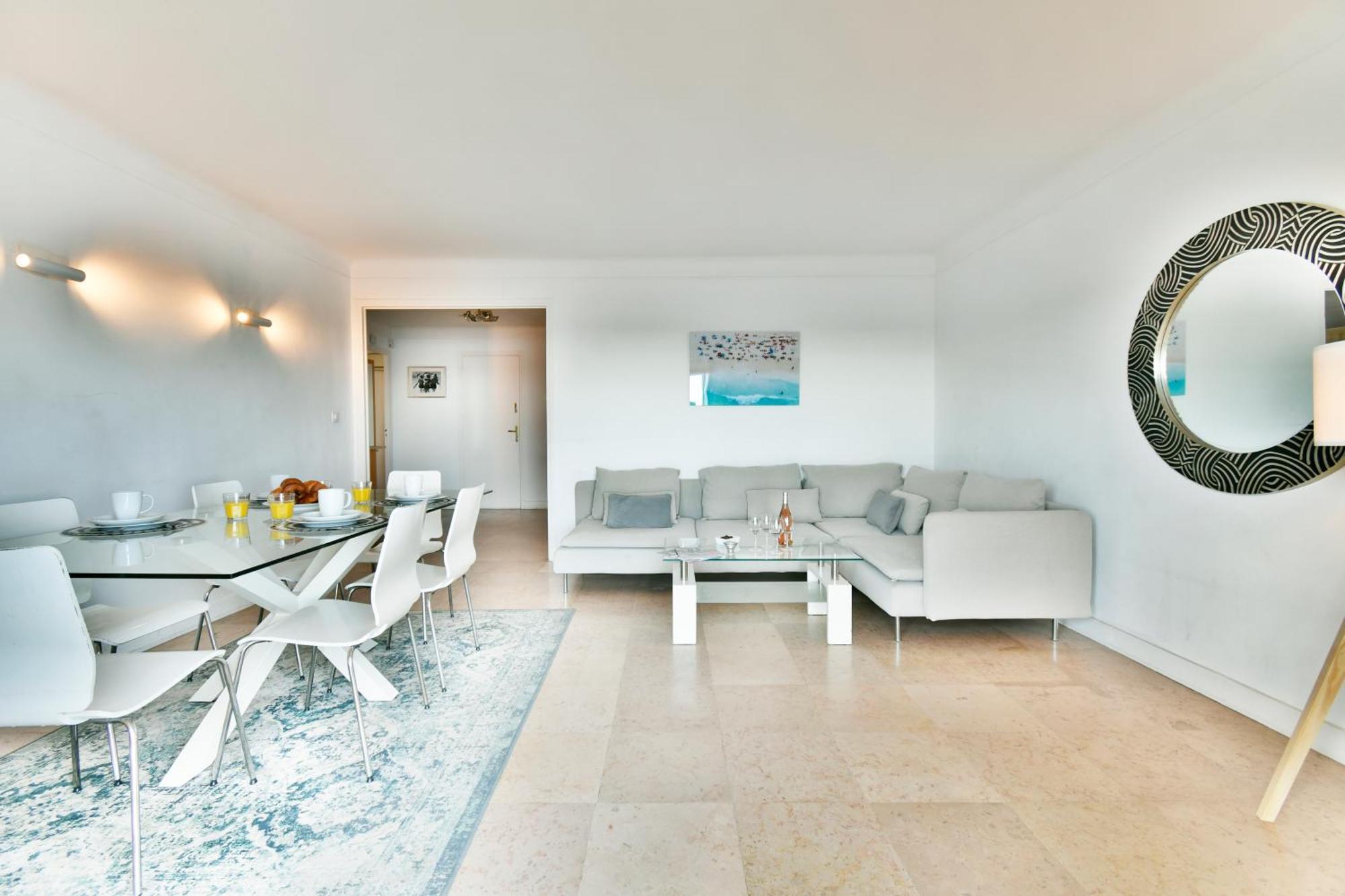 Plage Du Midi- Vue Sur Mer Standing Presta คานส์ ภายนอก รูปภาพ