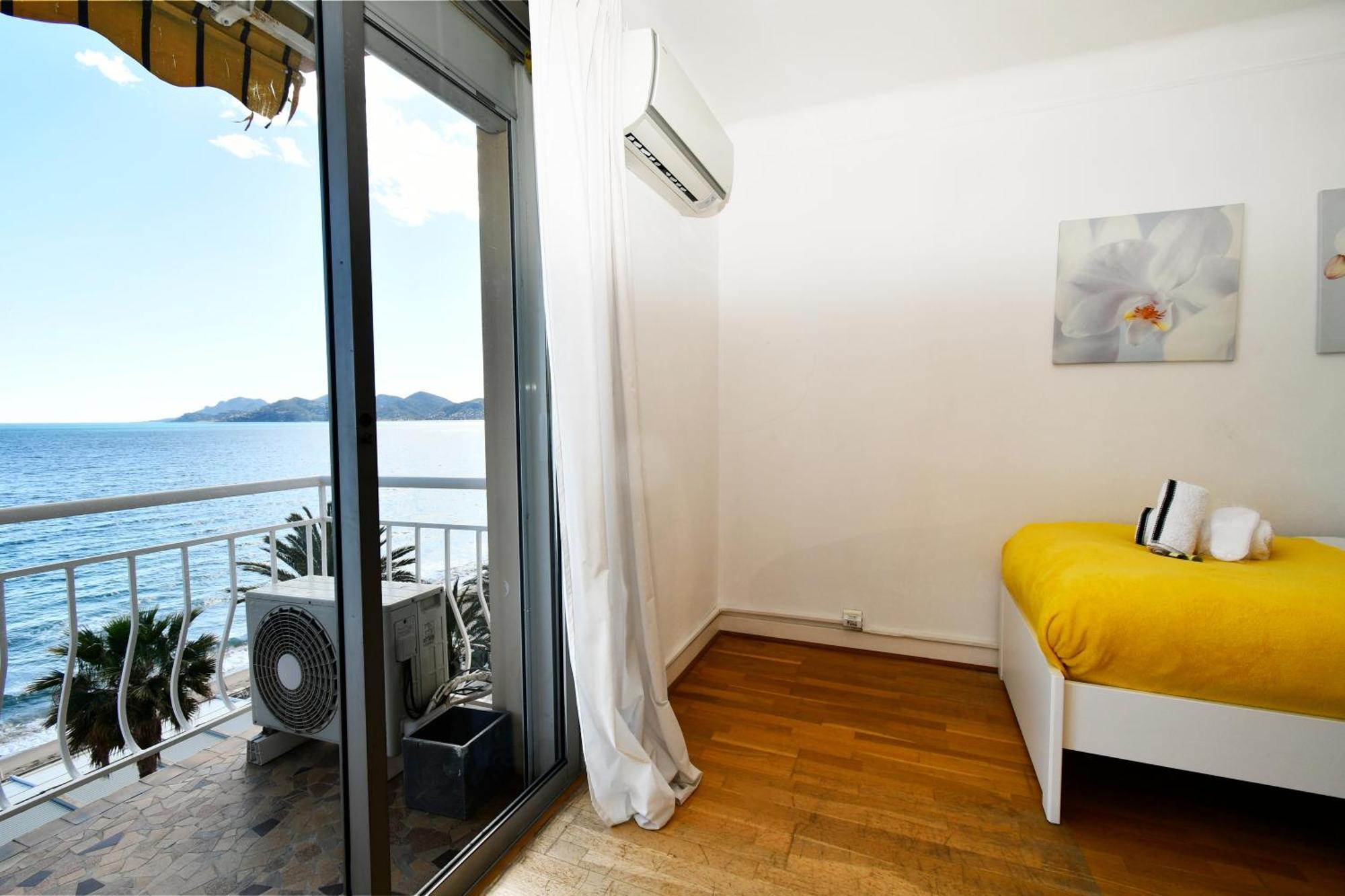 Plage Du Midi- Vue Sur Mer Standing Presta คานส์ ภายนอก รูปภาพ